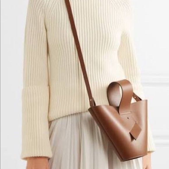 Carolina Santo Domingo amphora bag- dead stock color - Picture 3 of 4